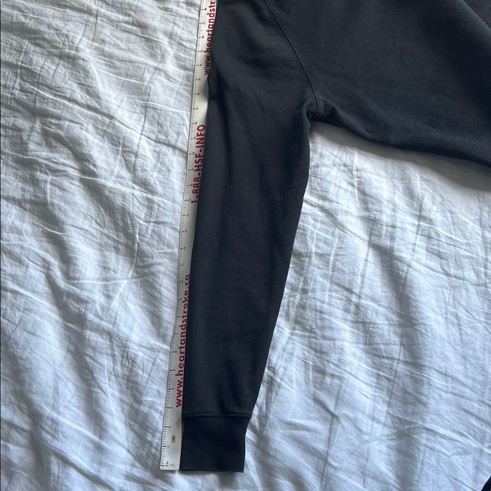 Everlane Black Crew Neck Sweater - Picture 4 of 6